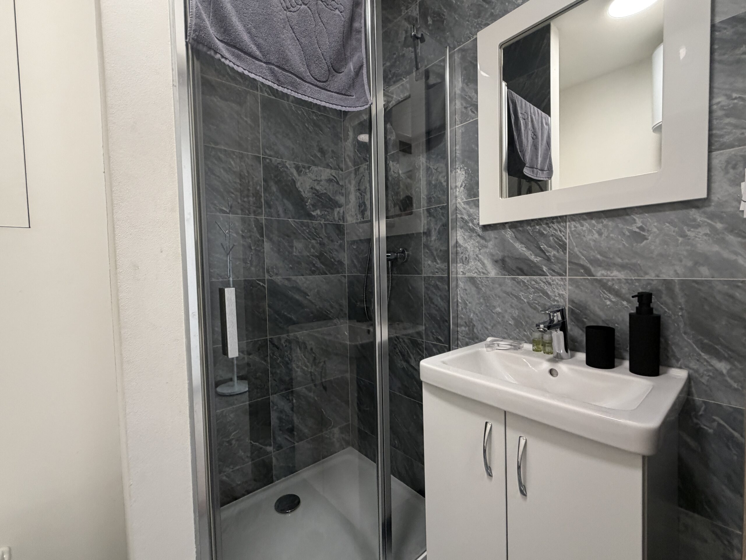 Double room with balcony – 4